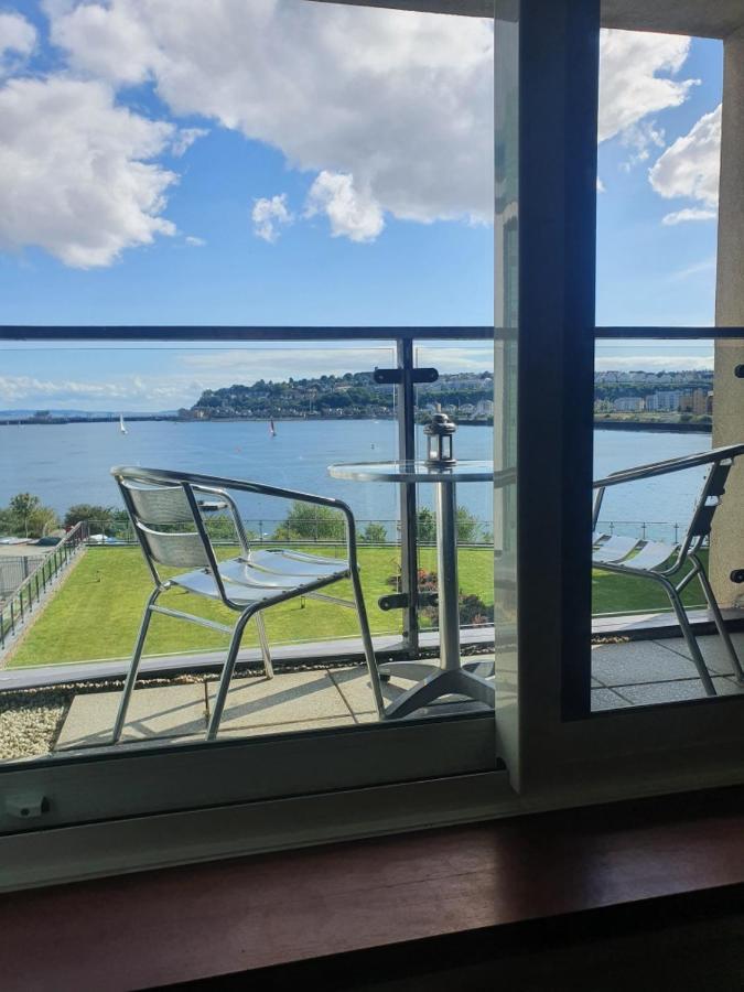 Bayview Apartments Sports Village Cardiff Free Parking & Free Wi Fi Eksteriør billede