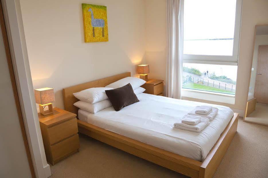 Bayview Apartments Sports Village Cardiff Free Parking & Free Wi Fi Eksteriør billede